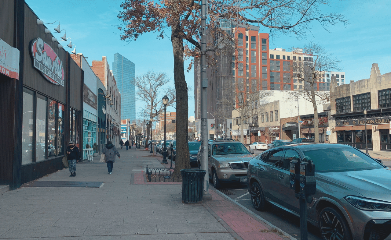 How Much Does it Cost to Live in White Plains, NY? (10,000+ a month