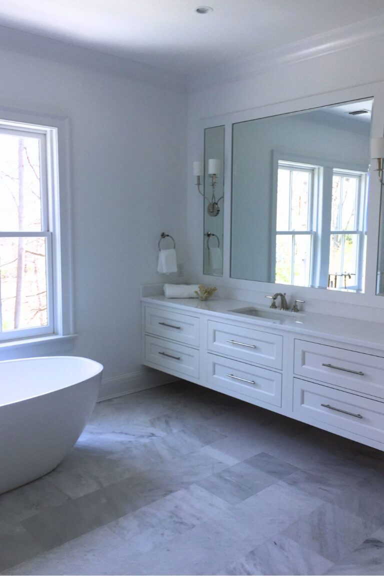 14 Stunning White Bathroom Design Ideas - Suburbs 101