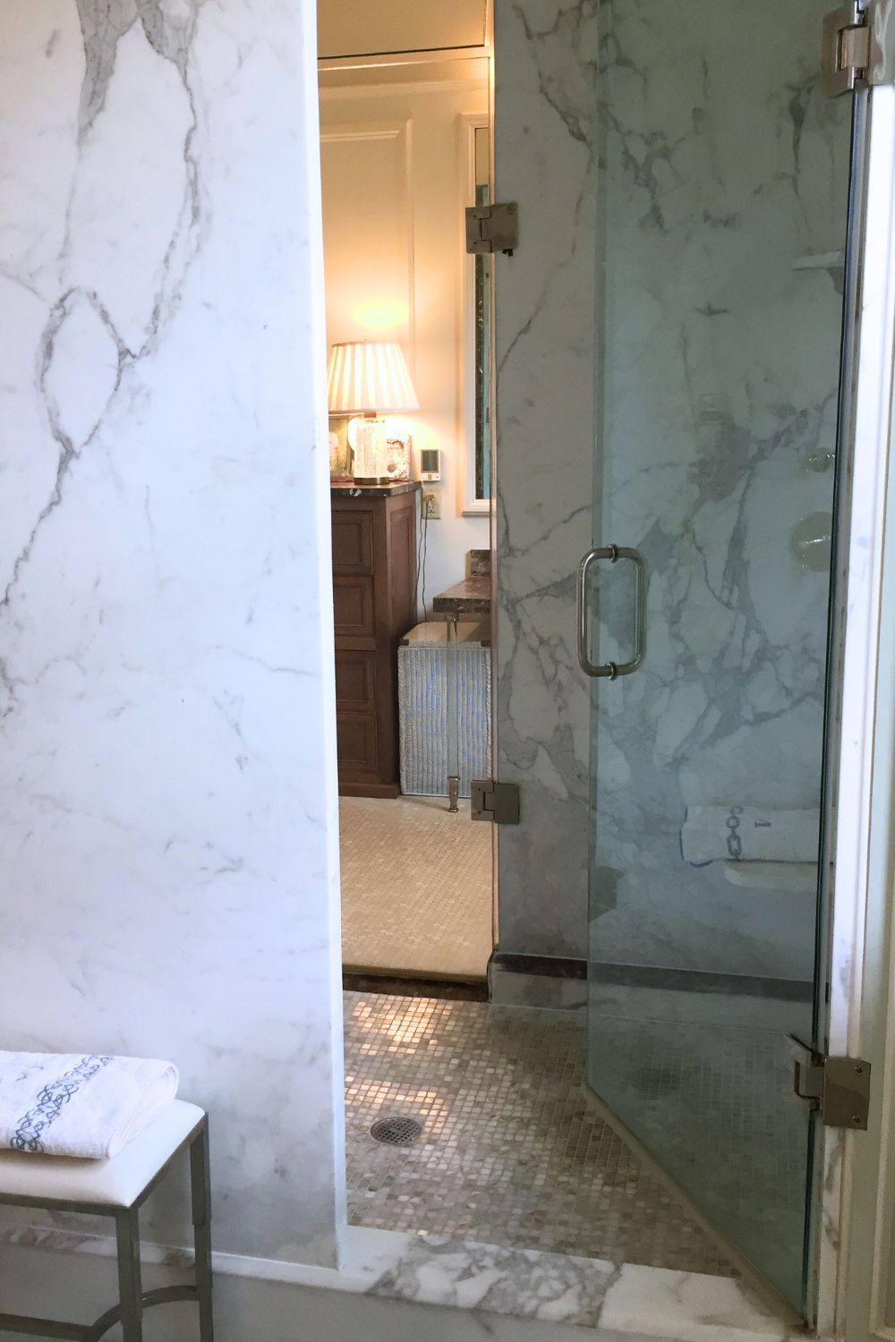 24 Luxury Master Bathroom Design Ideas that will WOW You - Suburbs 101