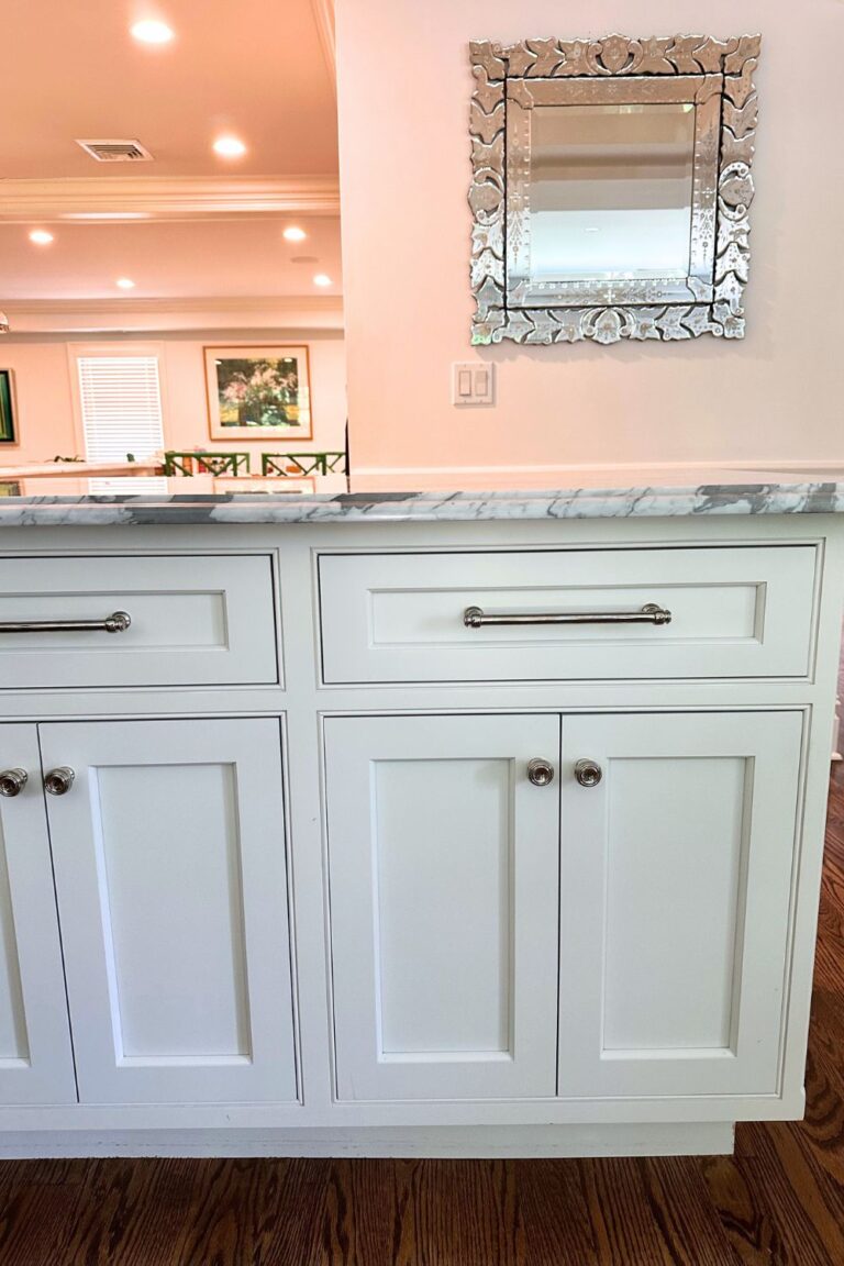 Modern White Kitchen Cabinet Door Designs for Timeless Elegance