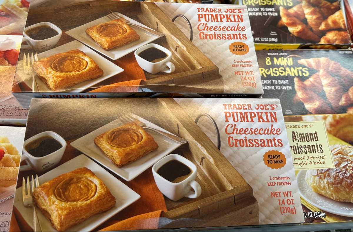 Pumpkin Cheesecake Croissants